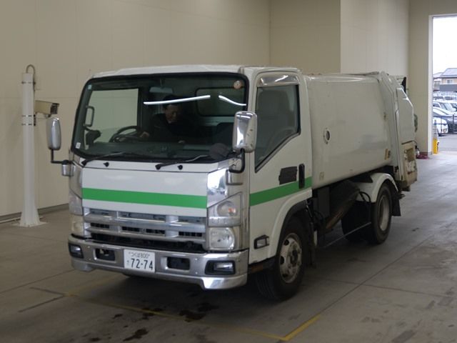 2007 Isuzu Elf ジンカイ Japan auction vehicle