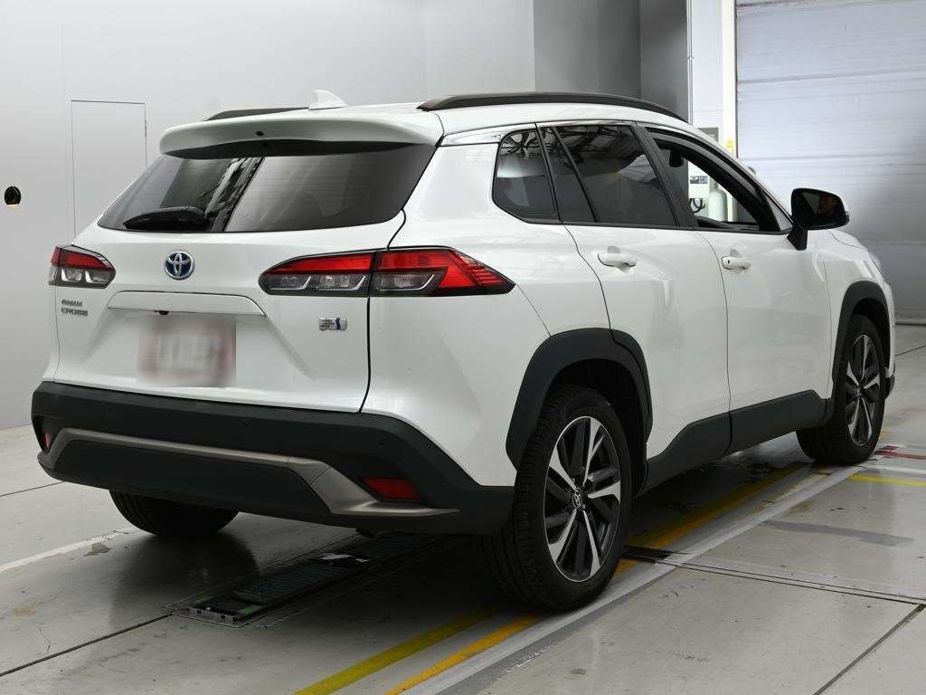 2022 Toyota Corolla Cross Hybrid Z 4WD auction photo 2