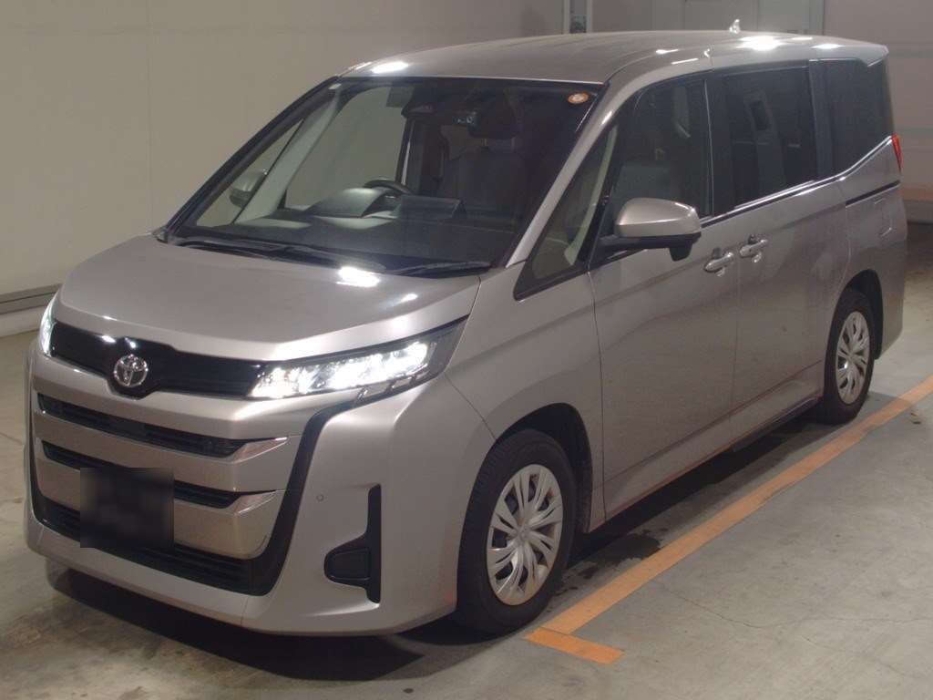 Japan Auction Vehicles 4 2022 Toyota Noah X auction photo