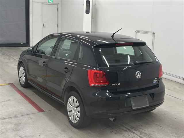 2013 Volkswagen VWポロ5HB TSIコンフォートラインBMT auction photo 2