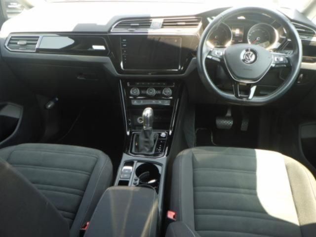2018 Volkswagen ゴルフトゥーラン TDI ハイライン テクノロジーパッケージ auction photo 3