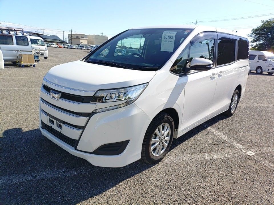 Japan Auction Vehicles 25 2021 Toyota Noah auction photo