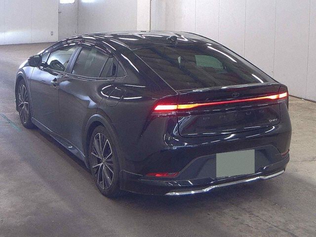 2025 Toyota Prius G auction photo 2