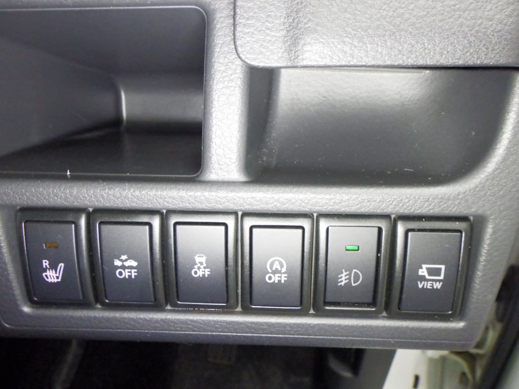 2016 Suzuki Wagon R スティングレーT auction photo 8