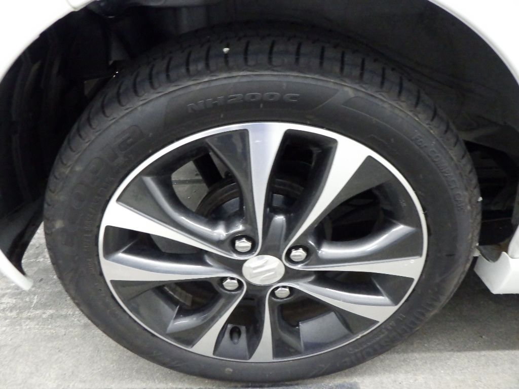 2016 Suzuki Wagon R スティングレーT auction photo 10