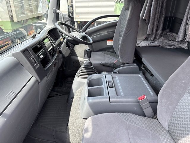 2012 Isuzu Forward ヒラ.クレーン4ダン auction photo 5