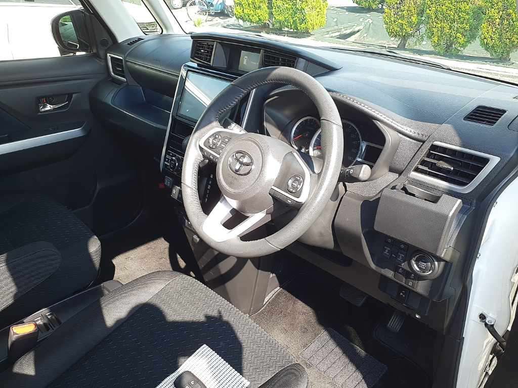 2023 Toyota Roomy カスタムG auction photo 9