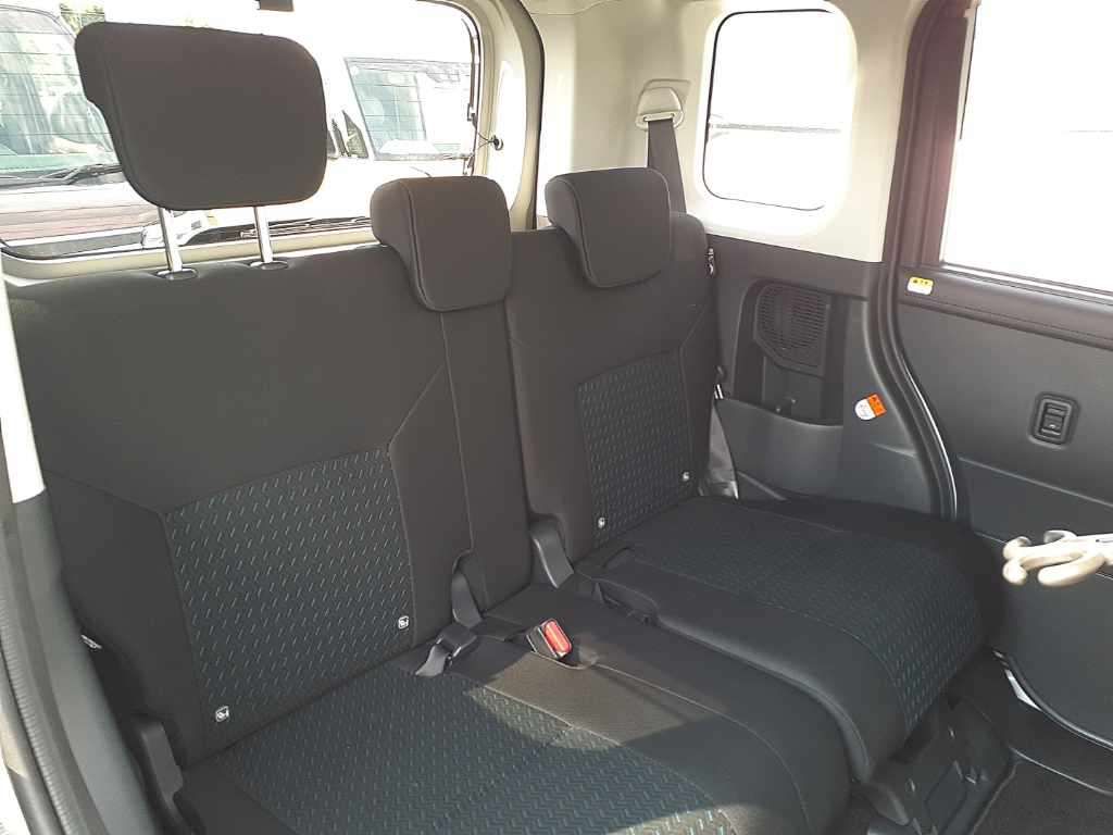2023 Toyota Roomy カスタムG auction photo 11