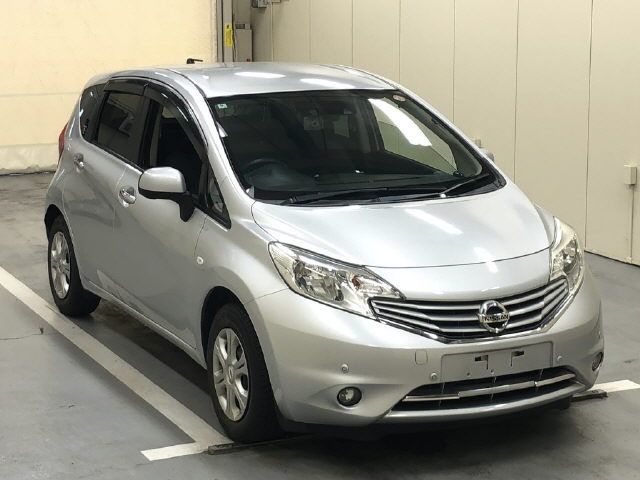 Japan Auction Vehicles 6 2014 Nissan Note メダリスト エマブレPKG auction photo