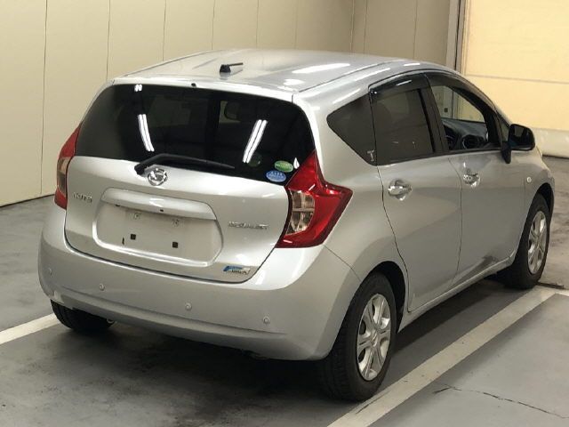 2014 Nissan Note メダリスト エマブレPKG auction photo 4