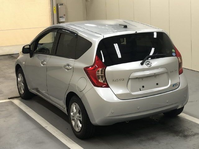 2014 Nissan Note メダリスト エマブレPKG auction photo 2