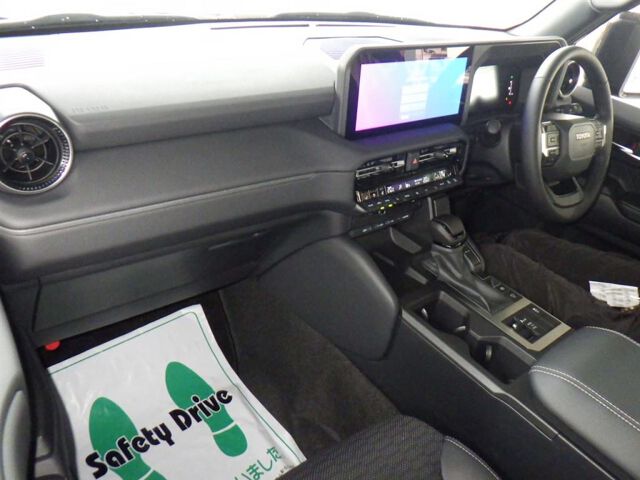 2025 Toyota Land Cruiser 250 VX 4WD auction photo 3