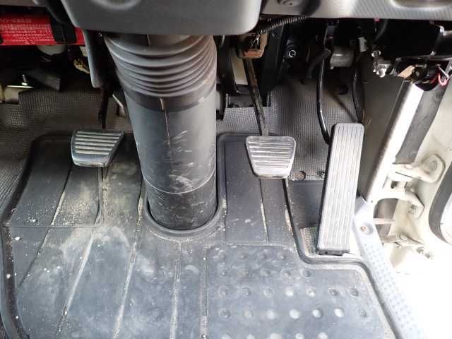 2010 Isuzu Elf 高所作業車 auction photo 8