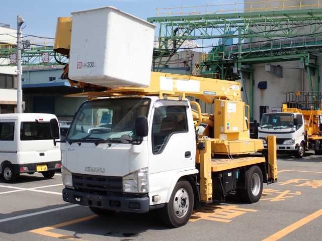 Japan Auction Vehicles 13 2010 Isuzu Elf 高所作業車 auction photo