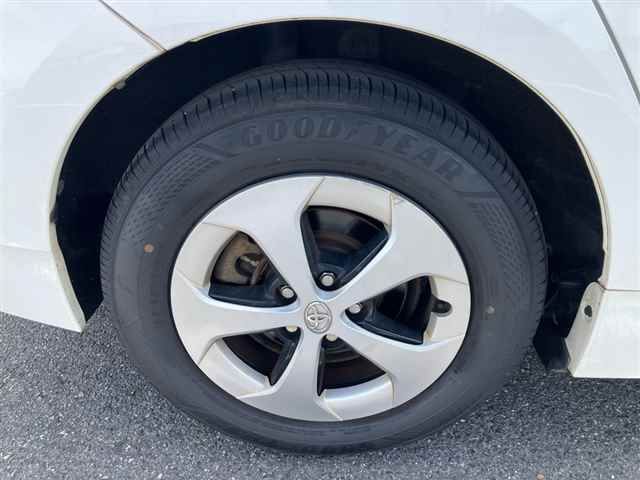 2014 Toyota Prius S auction photo 8