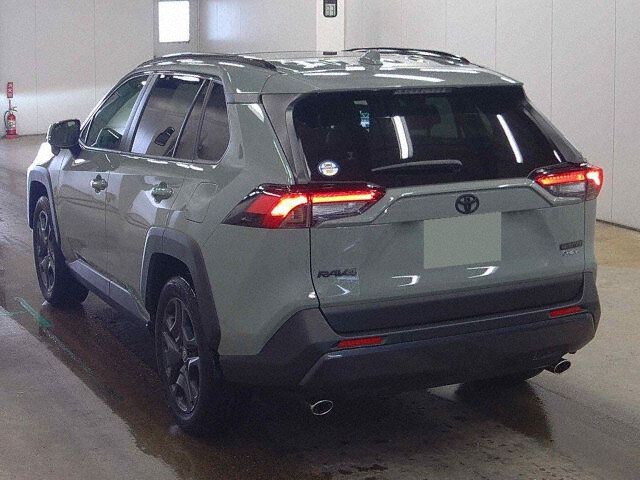 2025 Toyota RAV4 HV アドベンチャー 4WD auction photo 2