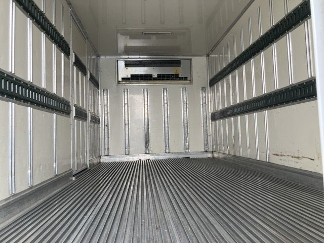 2011 Isuzu Elf Reizo Reito auction photo 20