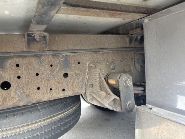2011 Isuzu Elf Reizo Reito auction photo 16