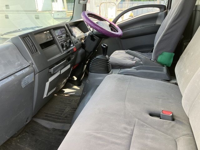 2011 Isuzu Elf Reizo Reito auction photo 5