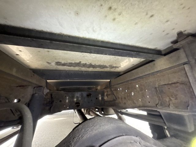 2011 Isuzu Elf Reizo Reito auction photo 15