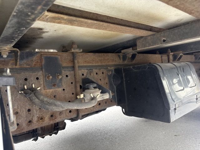 2011 Isuzu Elf Reizo Reito auction photo 12