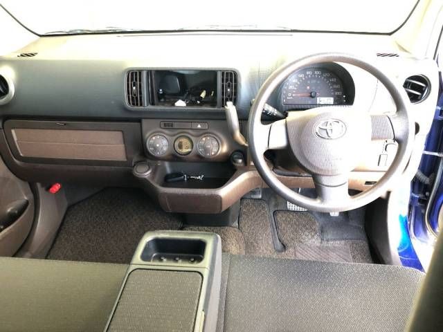 2015 Toyota Passo X Lパッケージ auction photo 4