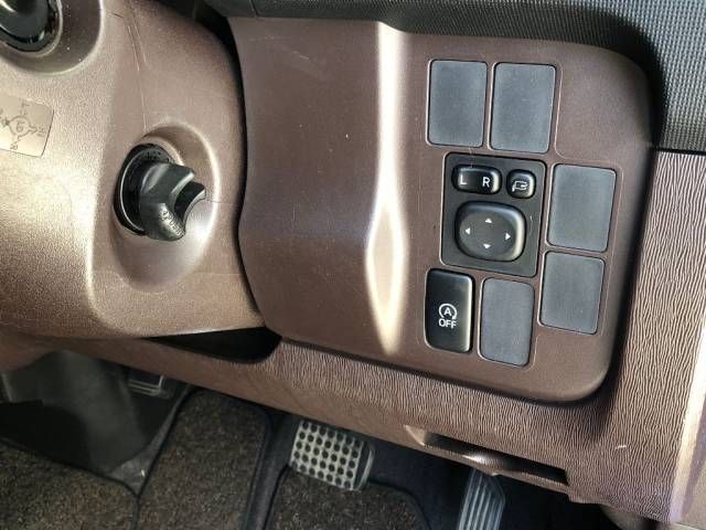 2015 Toyota Passo X Lパッケージ auction photo 5