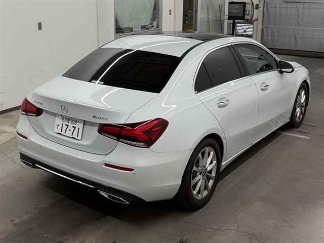 2020 Mercedes-Benz A-Class A250 4MATIC Sedan auction photo 5