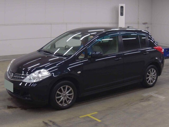 2009 Nissan ティーダ 15M FOUR 4WD auction photo 4