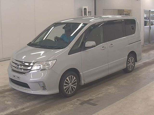 2013 Nissan Serena Highway Star V Select 4WD auction photo 4