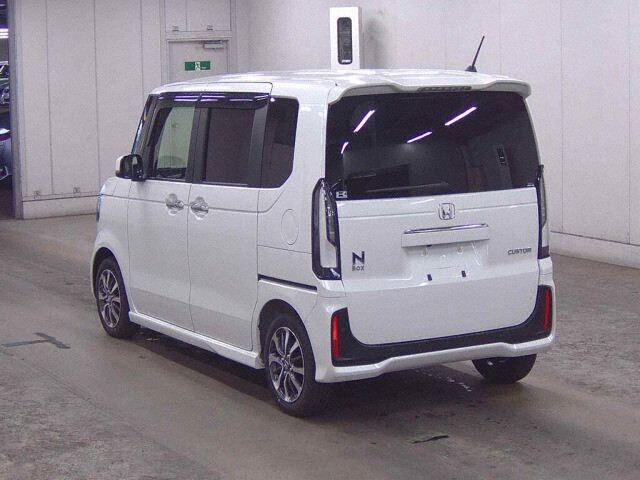 2026 Honda N-BOX Base grade auction photo 2