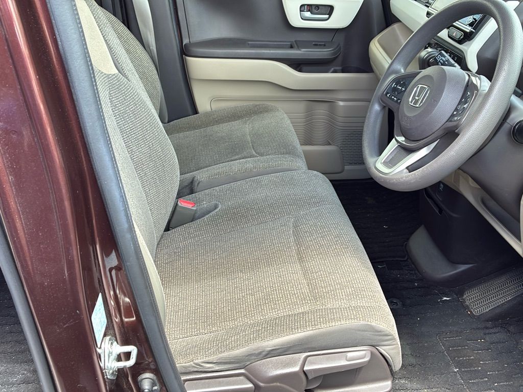 2017 Honda N-BOX G L Honda Sensing auction photo 6