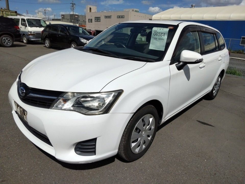 Japan Auction Vehicles 35 2014 Toyota Corolla Fielder auction photo