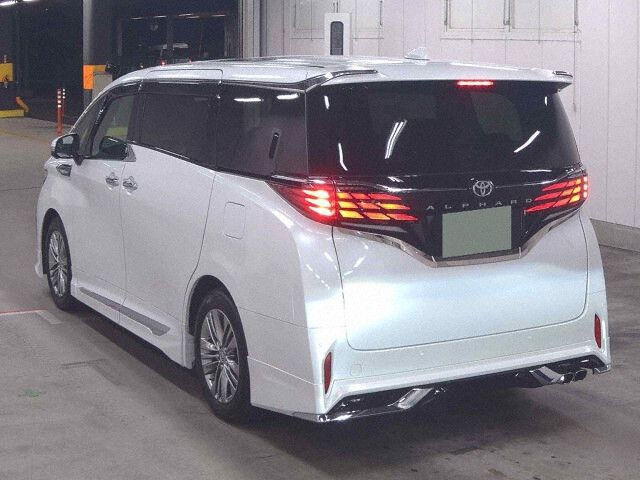 2025 Toyota Alphard Z auction photo 2