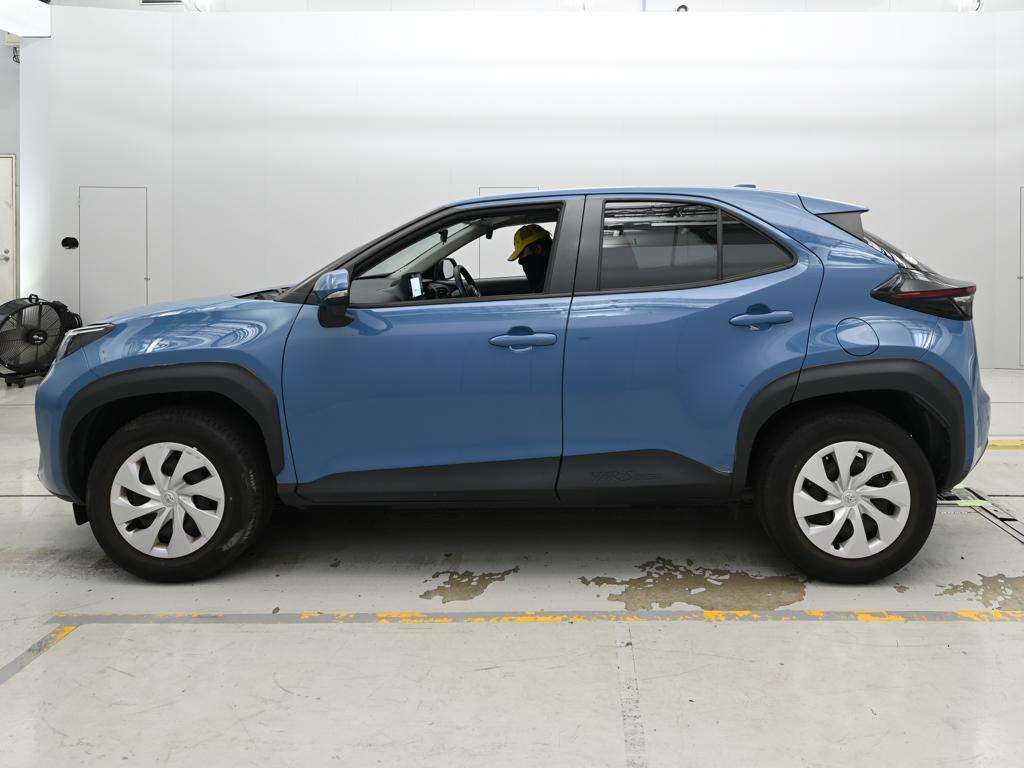 2023 Toyota Yaris Cross X auction photo 4