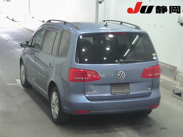 2013 Volkswagen フォルクスワーゲン ゴルフトゥーラン TSI Highline auction photo 2