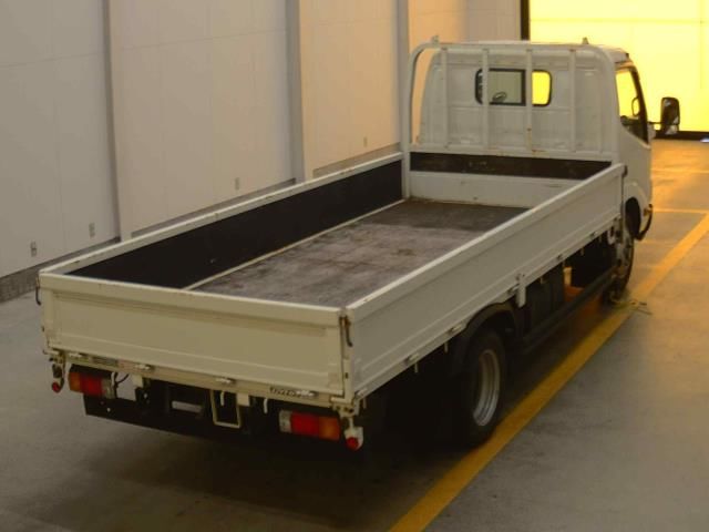 2017 Toyota Dyna 平ボディ auction photo 2