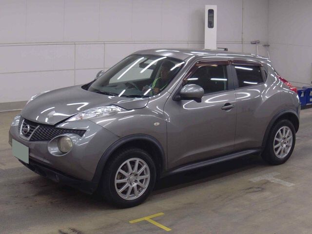 2010 Nissan Juke 15RX auction photo 4