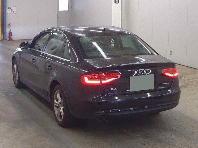 2014 Audi A4 2.0TFSI auction photo 2
