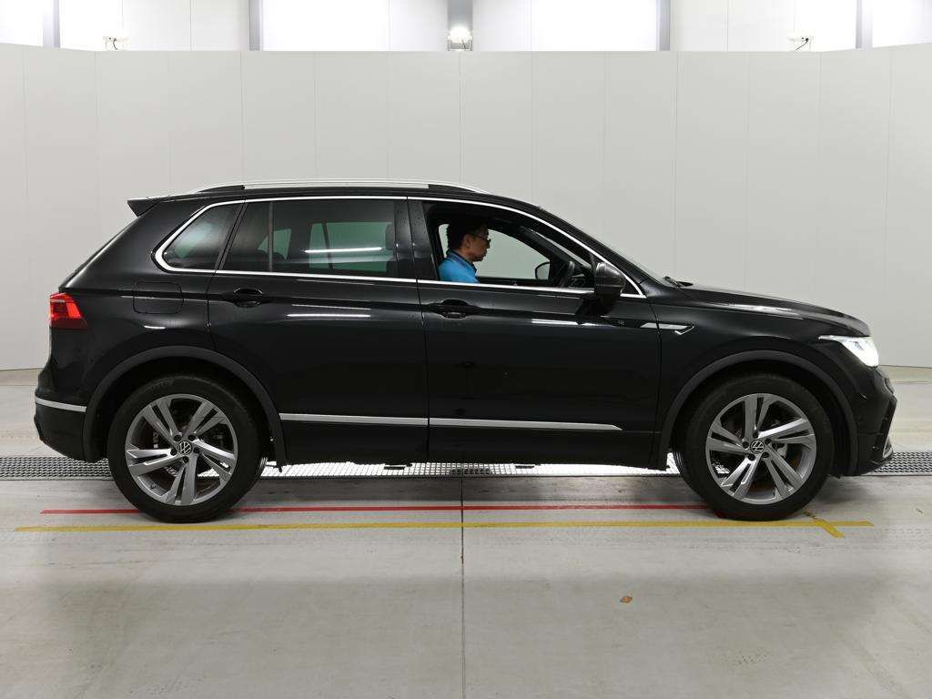 2023 Volkswagen VW ティグアン TSI Rライン auction photo 3
