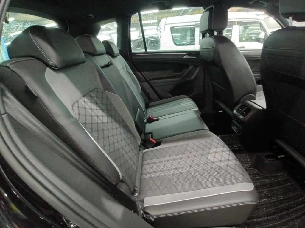 2023 Volkswagen VW ティグアン TSI Rライン auction photo 12