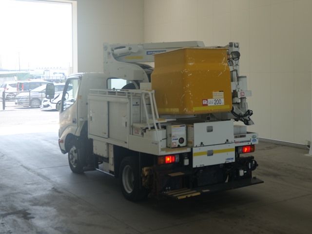 2015 Hino Dutro コウショサギョウ auction photo 2
