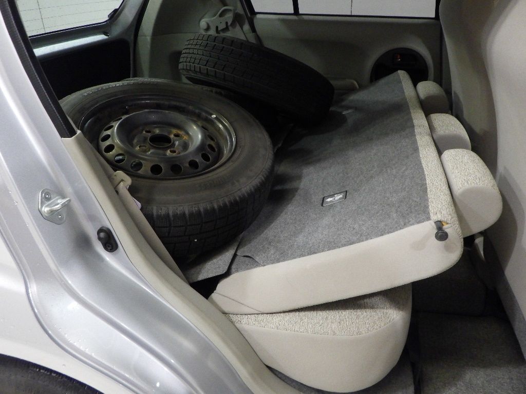 2014 Toyota Passo X auction photo 7