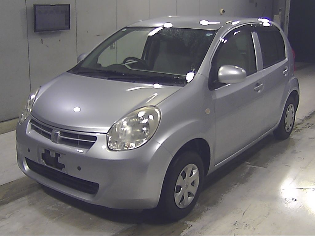 2014 Toyota Passo X auction photo 4