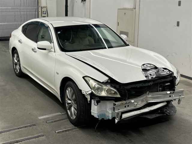 2012 Nissan Fuga Japan auction vehicle