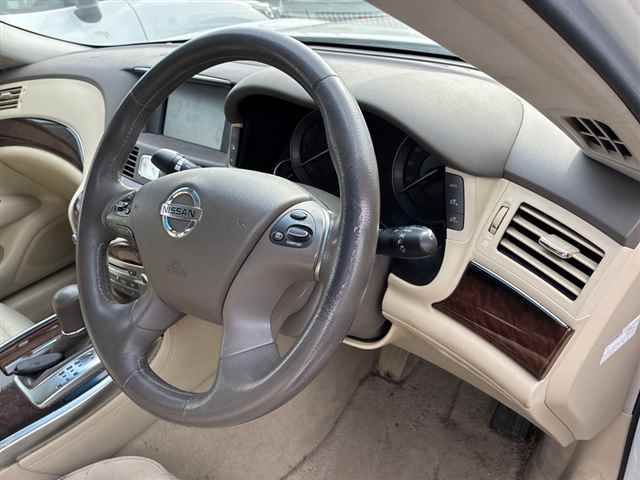 2012 Nissan Fuga auction photo 3