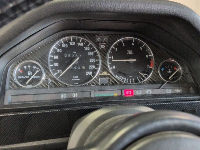 1989 BMW 3 Series 320IM Technique auction photo 6