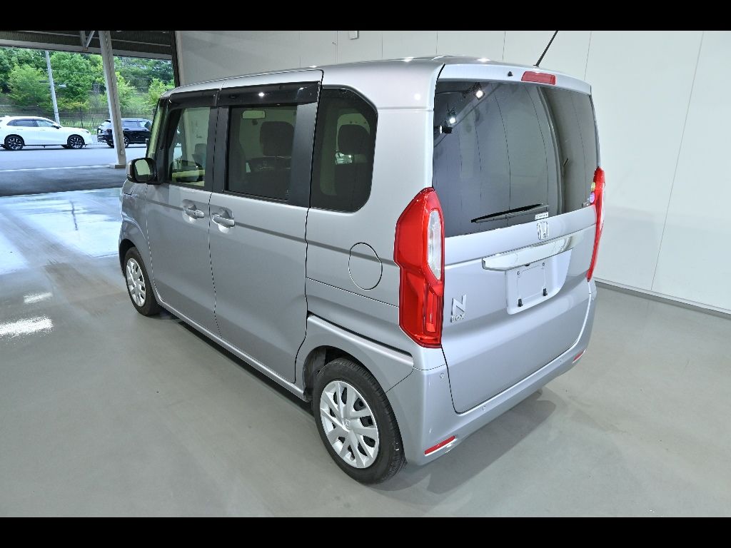 2021 Honda N-BOX G auction photo 5