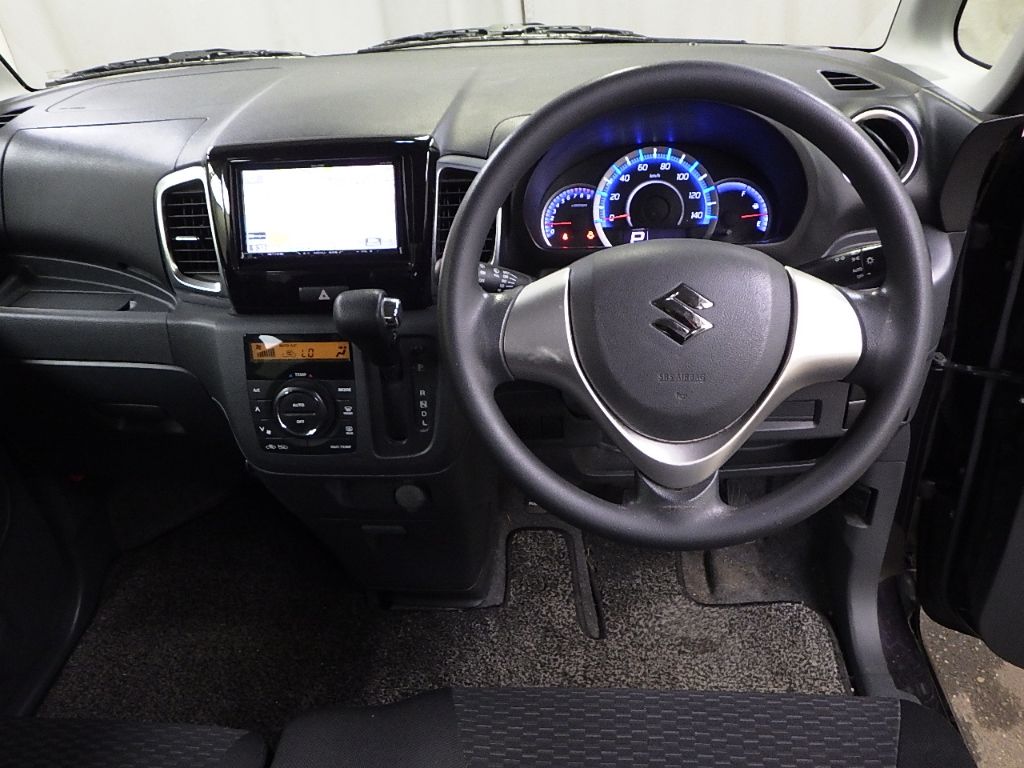 2014 Suzuki Spacia Custom GS auction photo 3