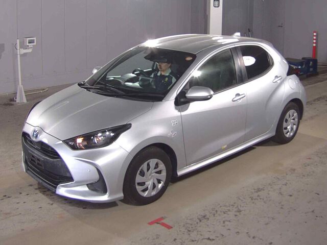 2022 Toyota Yaris Hybrid X auction photo 4